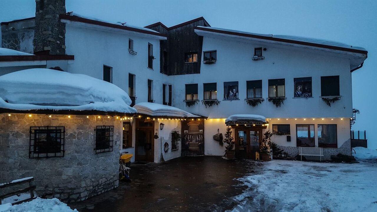 Hotel La Caminatha Val di Zoldo Exterior photo